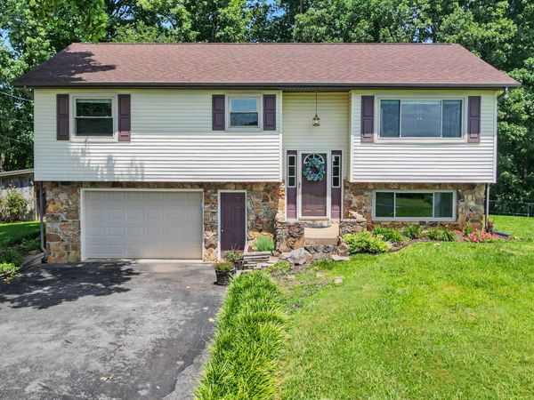 1695 Jim Fox Road, Greeneville, TN 37743