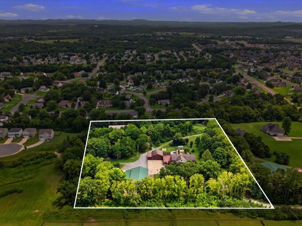 831 Osborne Ln , Murfreesboro, TN 37130