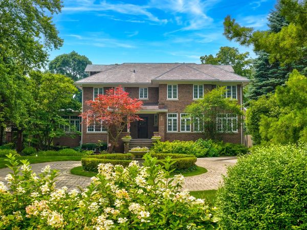 224 Sheridan Road , Kenilworth, IL 60043