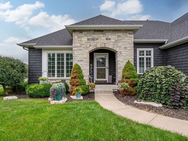 6351 Wildberry Drive , Bettendorf, IA 52722