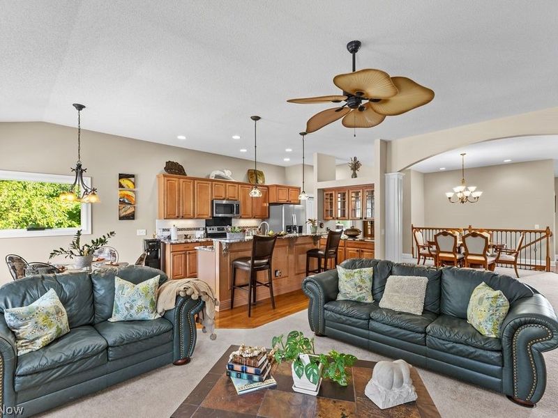 847 Heron Lakes Circle, Cuyahoga Falls, OH 44223 Photo 16