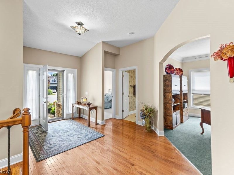 847 Heron Lakes Circle, Cuyahoga Falls, OH 44223 Photo 6