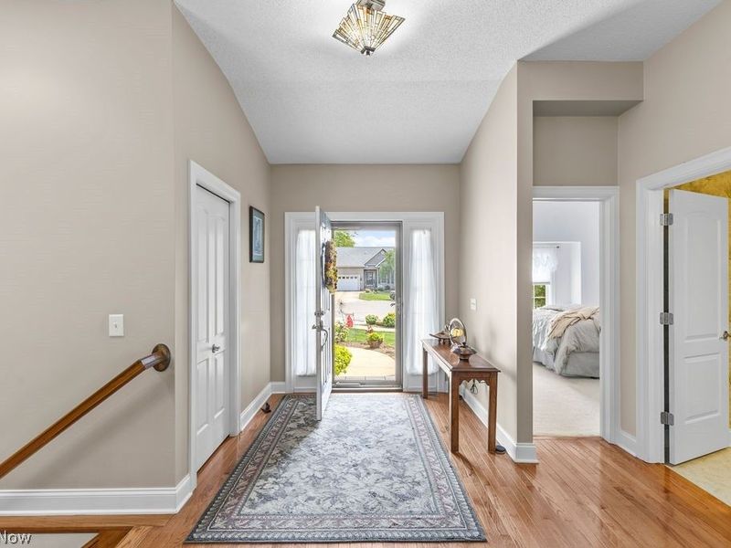 847 Heron Lakes Circle, Cuyahoga Falls, OH 44223 Photo 7