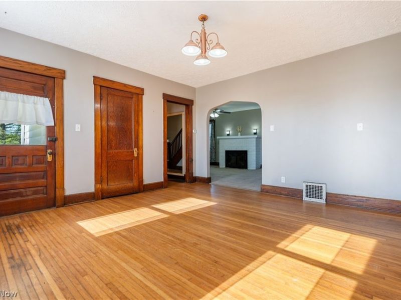 10725 Lisbon Street , Louisville, OH 44641 Photo 10