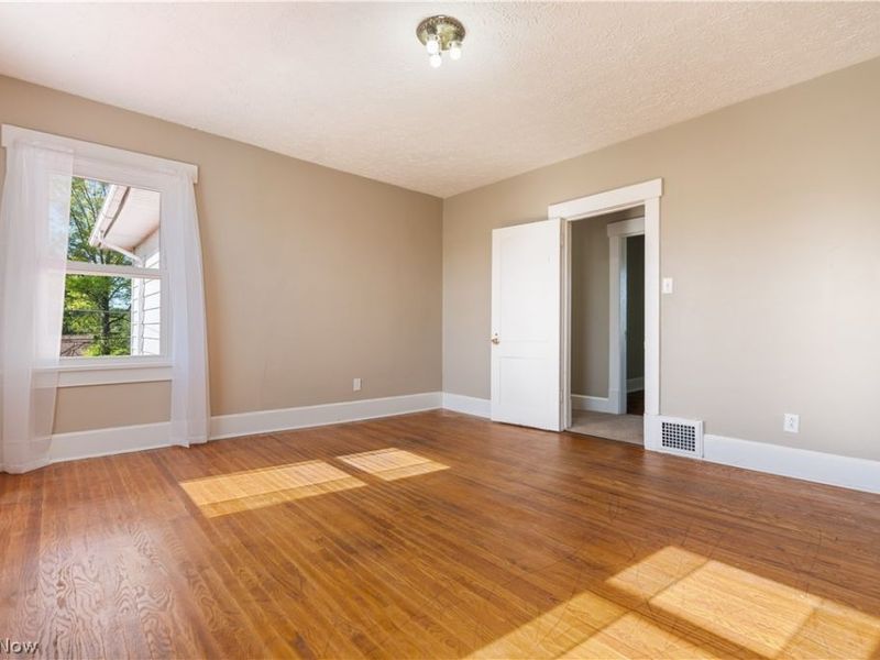10725 Lisbon Street , Louisville, OH 44641 Photo 25