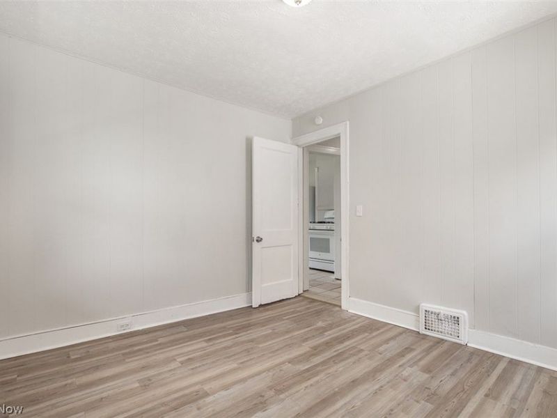 723 E 162nd Street, Cleveland, OH 44110 Photo 13