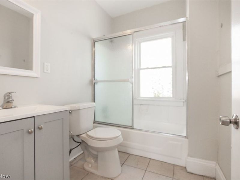 723 E 162nd Street, Cleveland, OH 44110 Photo 8