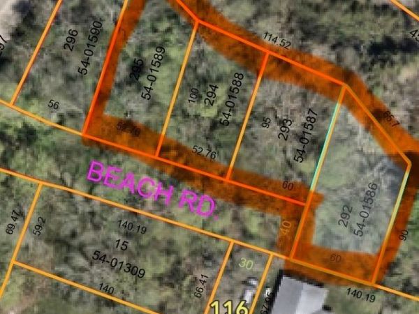Beach Road , Kelleys Island, OH 43438