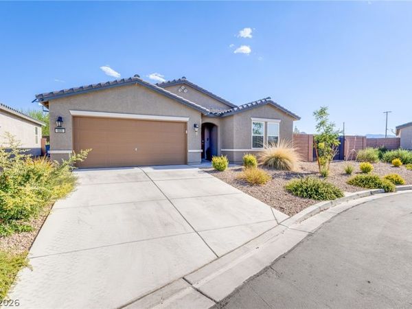 505 Turtleback Falls Avenue, Indian Springs, NV 89018