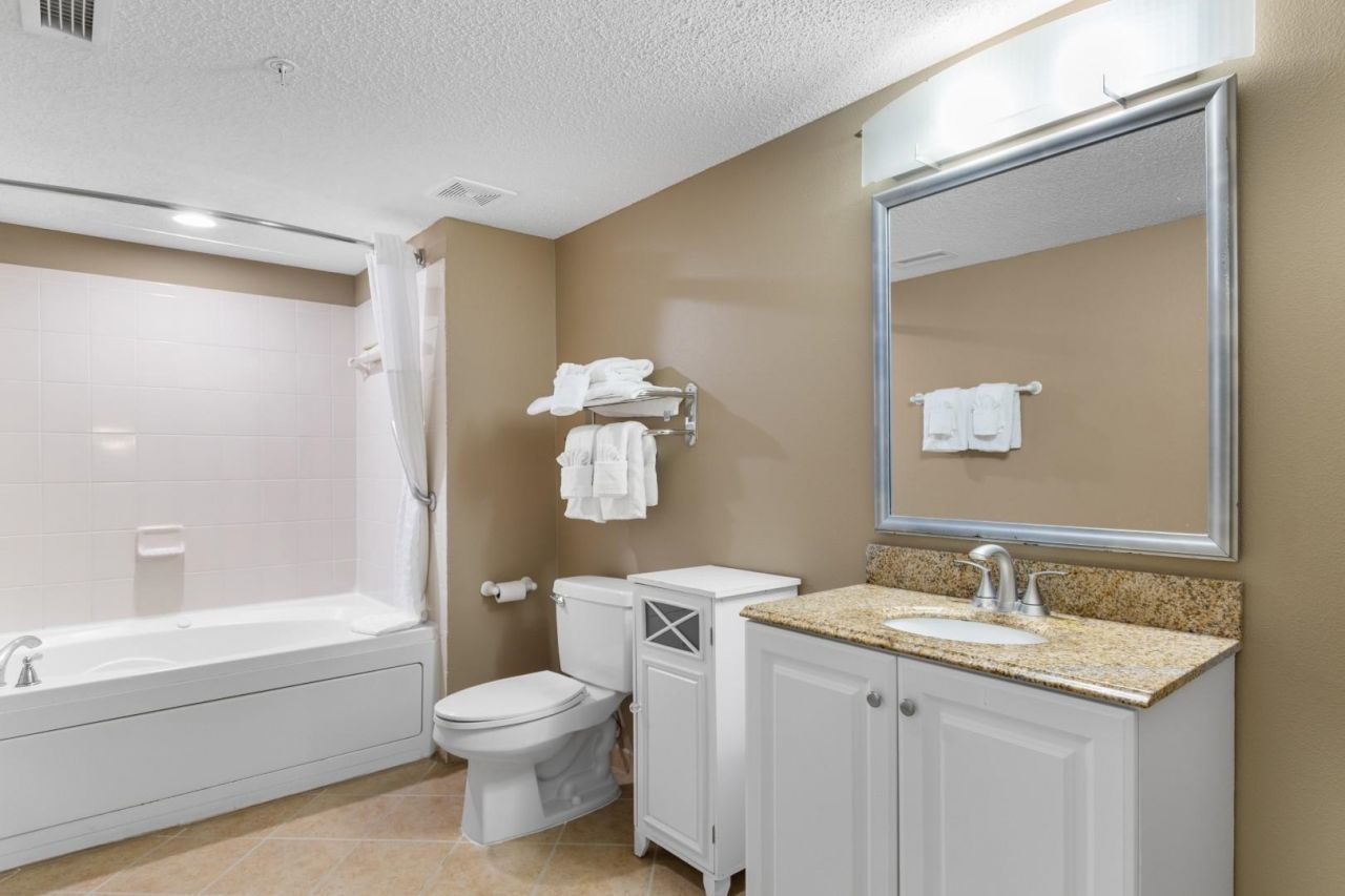 300 N Ocean Blvd. Photo 18