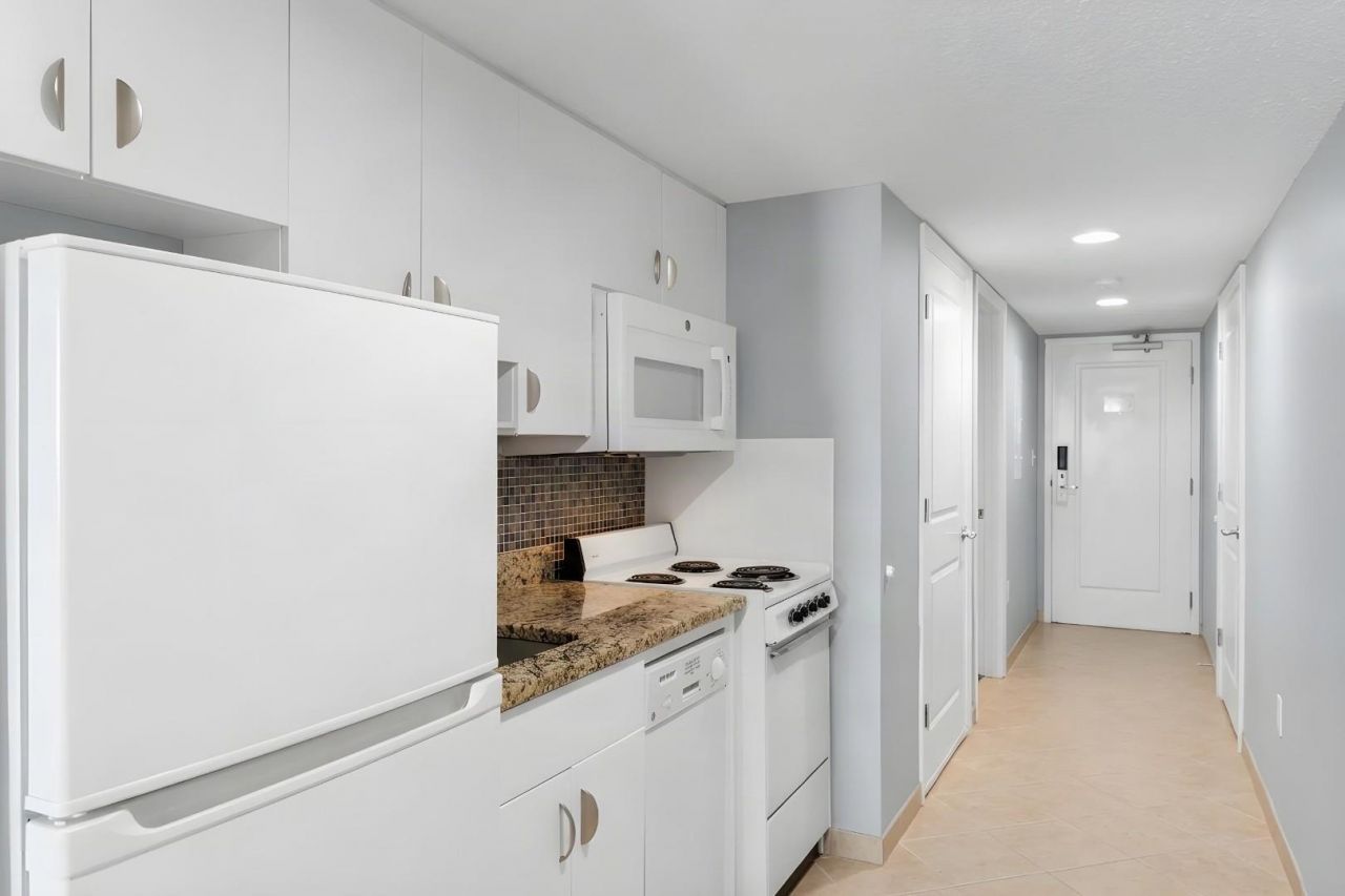 300 N Ocean Blvd. Photo 6