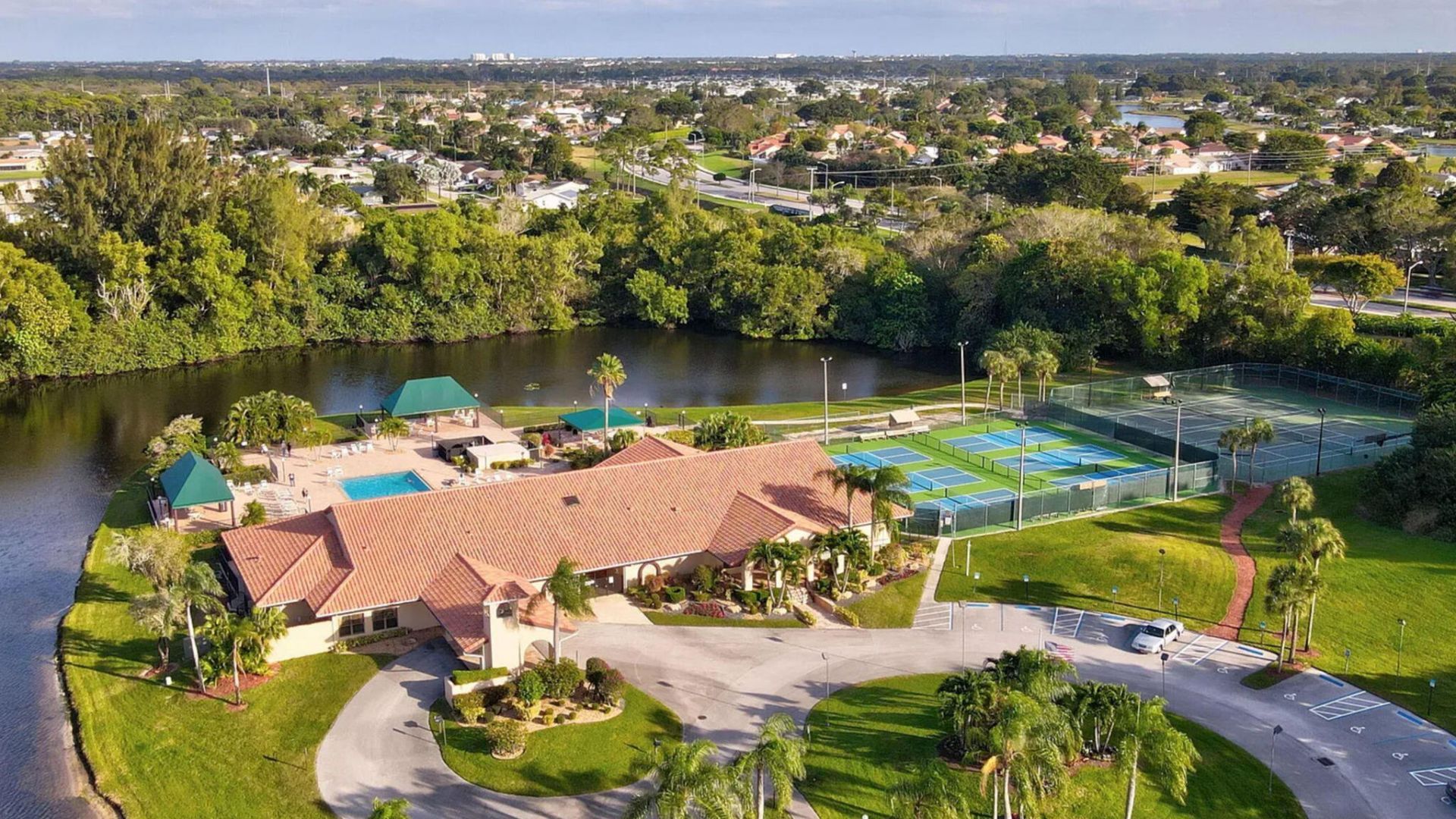 5853 Parkwalk Drive, Boynton Beach, FL 33472 Photo