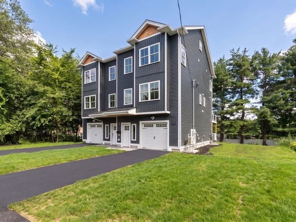 65 Dunstable Rd, Unit A, Chelmsford, MA 01863