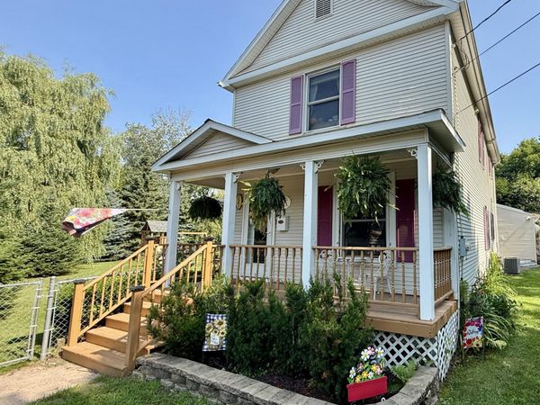 721 Carrie ST, Sault Ste Marie, MI 49783
