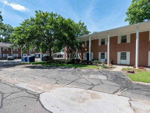 30 Heritage Drive, Terre Haute, IN 47803