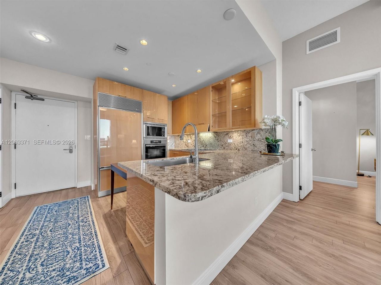 Please Call For Address, Unit 512, Miami Beach, FL 33141 Photo
