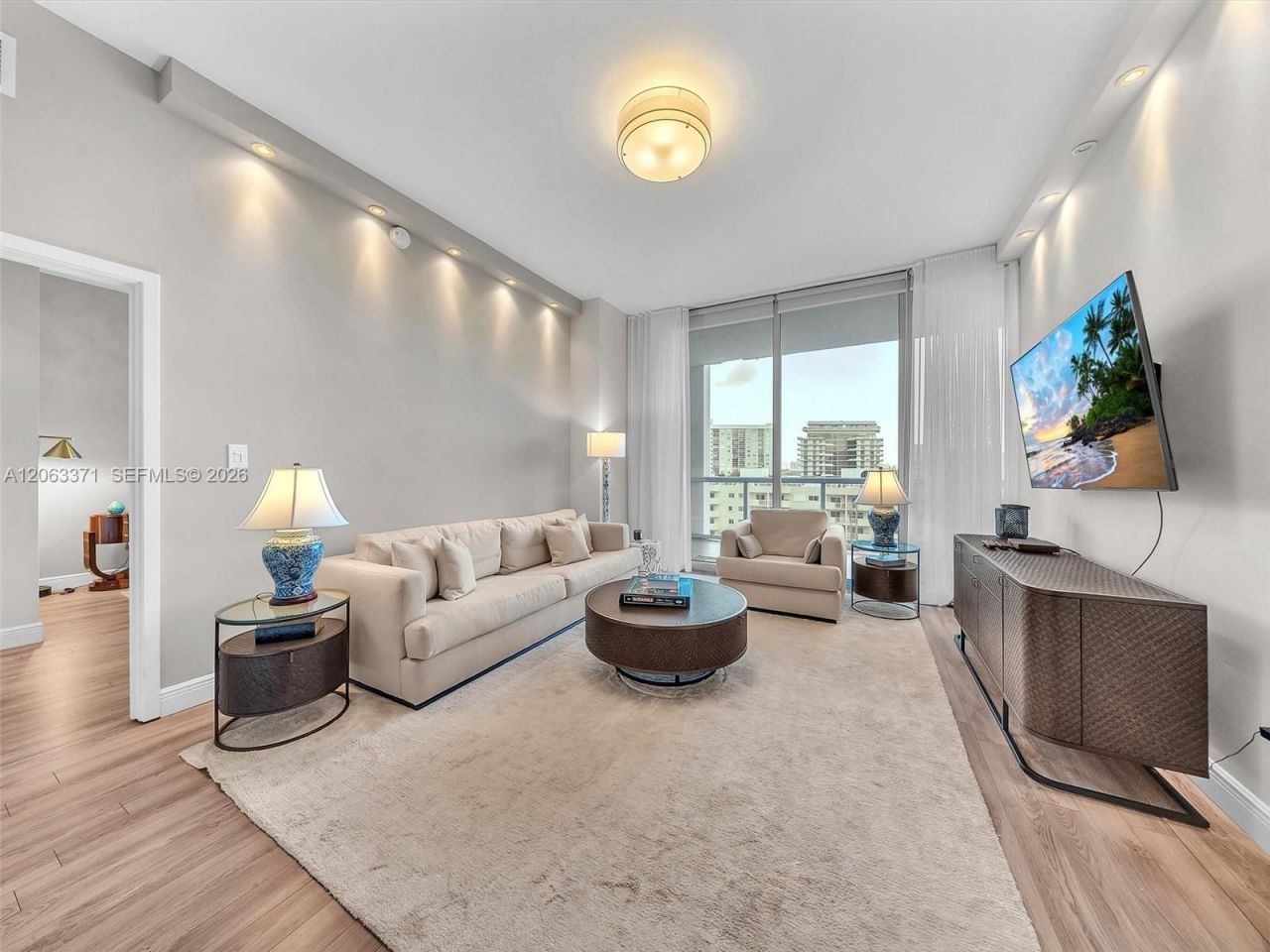 Please Call For Address, Unit 512, Miami Beach, FL 33141 Photo