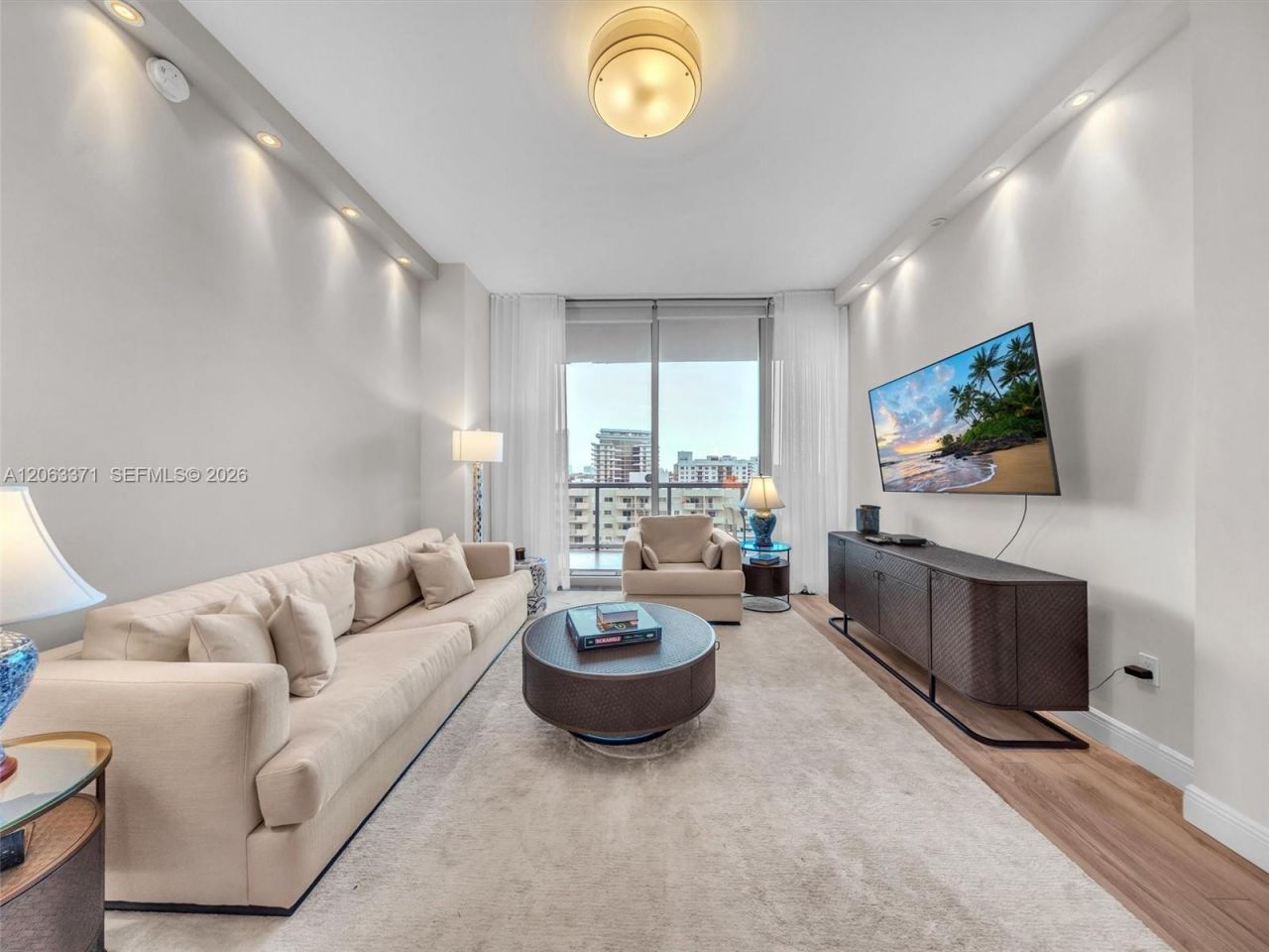Please Call For Address, Unit 512, Miami Beach, FL 33141 Photo