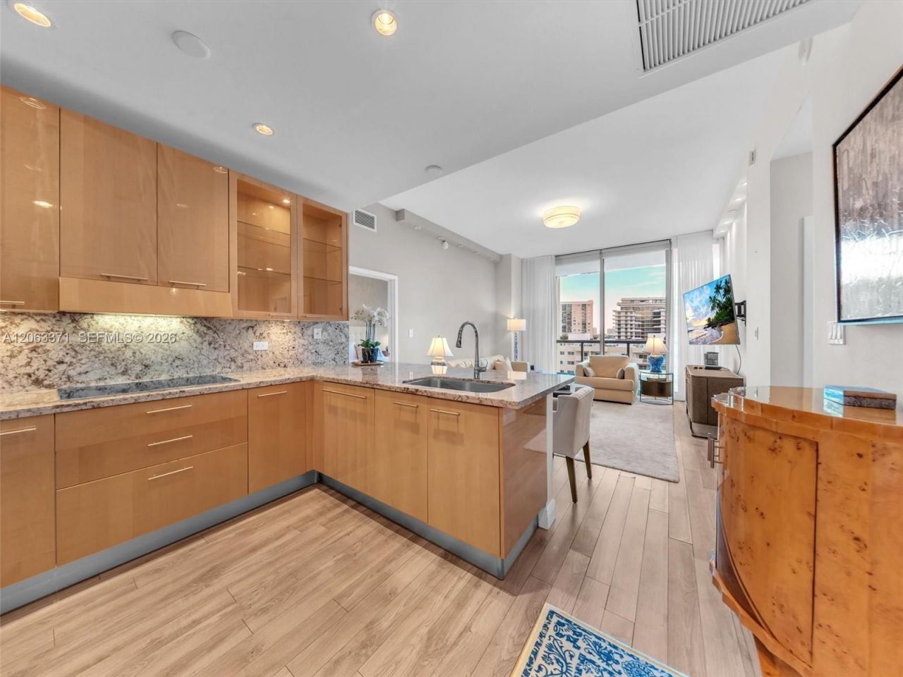 Please Call For Address, Unit 512, Miami Beach, FL 33141 Photo