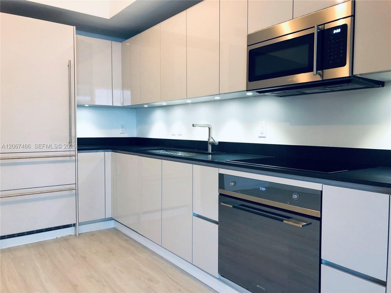 1010 Brickell Ave , Unit 3608, Miami, FL 33131 Photo