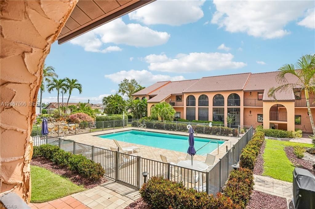 5510 SW 4th Pl , Unit 605, Cape Coral, FL 33914 Photo