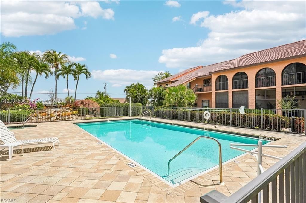 5510 SW 4th Pl , Unit 605, Cape Coral, FL 33914 Photo