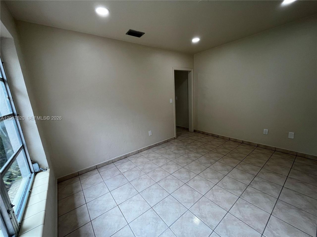 3351 SW 18th St, Unit 3351, Miami, FL 33145 Photo