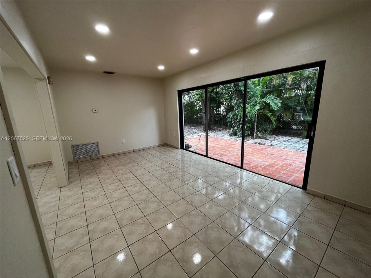 3351 SW 18th St, Unit 3351, Miami, FL 33145 Photo