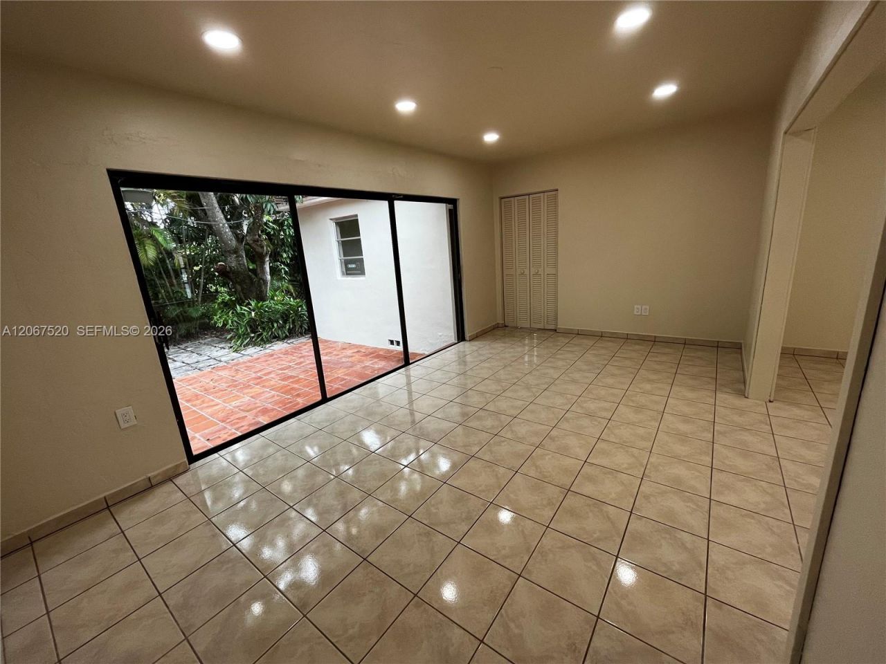 3351 SW 18th St, Unit 3351, Miami, FL 33145 Photo