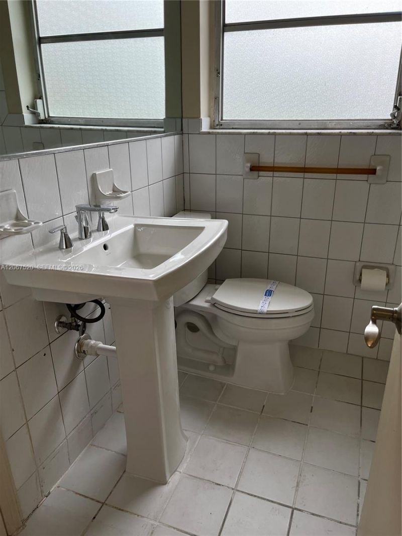3351 SW 18th St, Unit 3351, Miami, FL 33145 Photo
