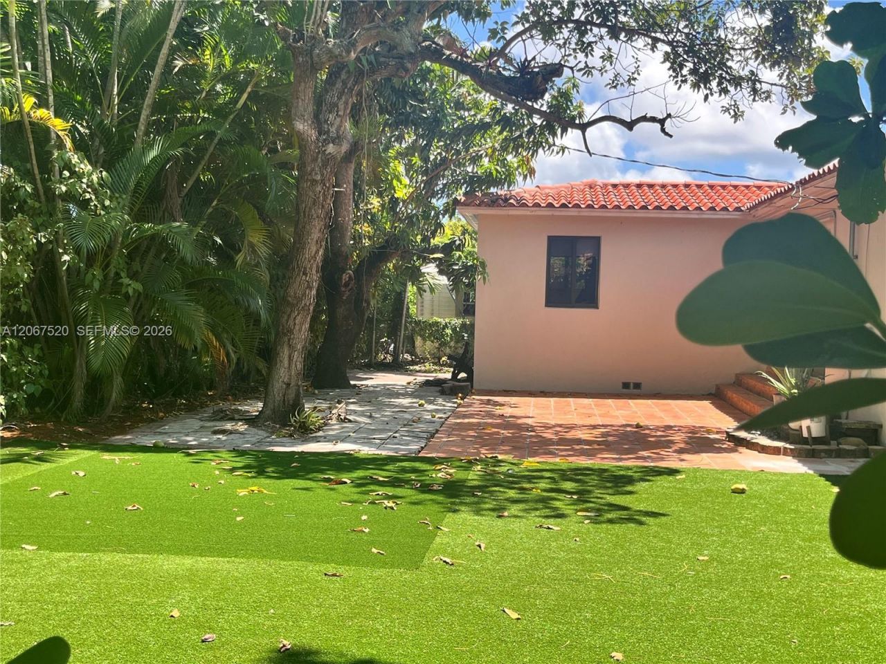 3351 SW 18th St, Unit 3351, Miami, FL 33145 Photo