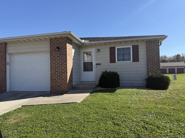4 Walnut Street, Frankfort, OH 45628