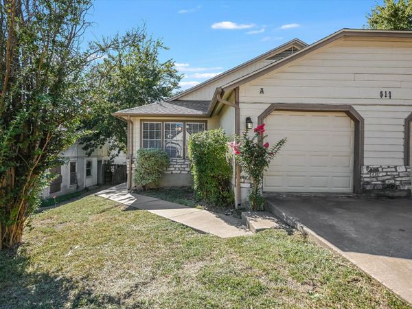 511 Cutty TRL, Unit A, Lakeway, TX 78734