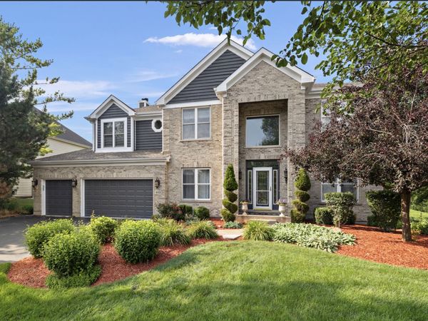 503 Barton Creek Drive , Lake In The Hills, IL 60156