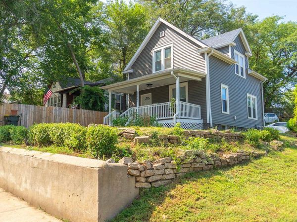 1217 22ND ST, Sioux City, IA 51104