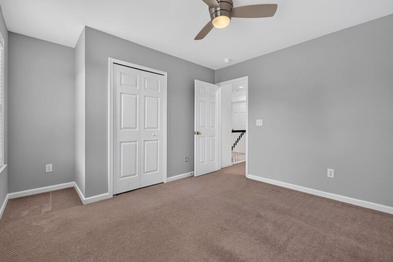 200 Oak Point Landing Drive Photo 21