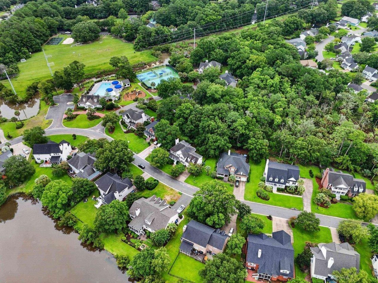 200 Oak Point Landing Drive Photo 24