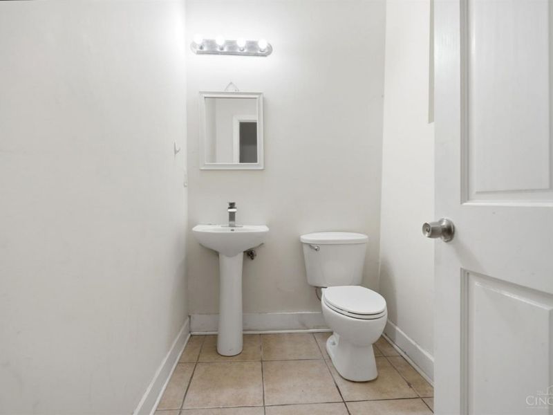 2212 Ravine Street, Cincinnati, OH 45219 Photo 10