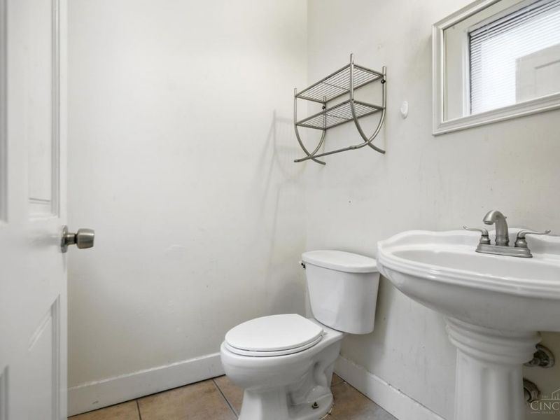 2212 Ravine Street, Cincinnati, OH 45219 Photo 15
