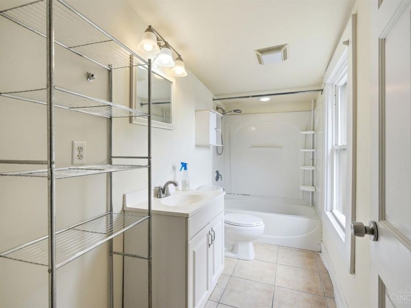 2212 Ravine Street, Cincinnati, OH 45219 Photo 22