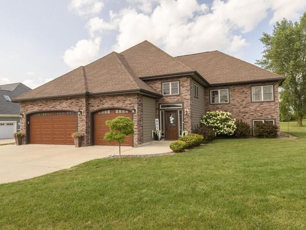 647 E Clancy STREET, Jefferson, WI 53549