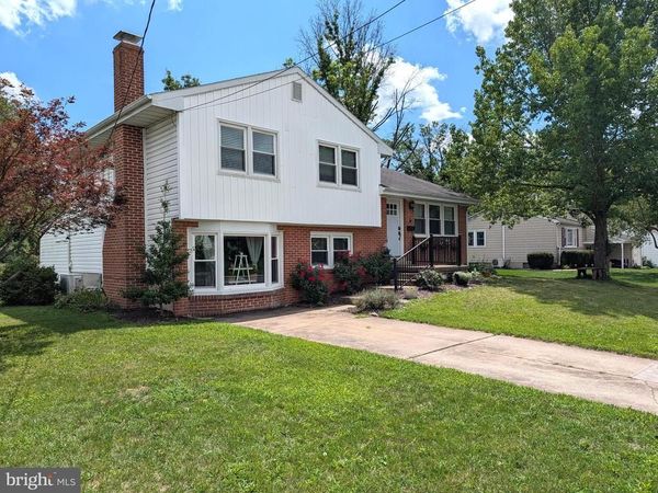 118 RODES AVENUE, GETTYSBURG, PA 17325