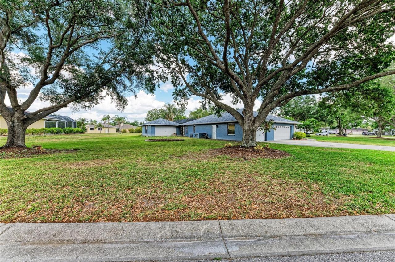 13615 4th Avenue Ne, Bradenton, FL 34212 Photo
