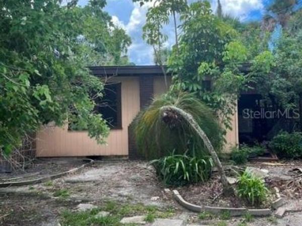 614 CALLE DE PERU , SARASOTA, FL 34242