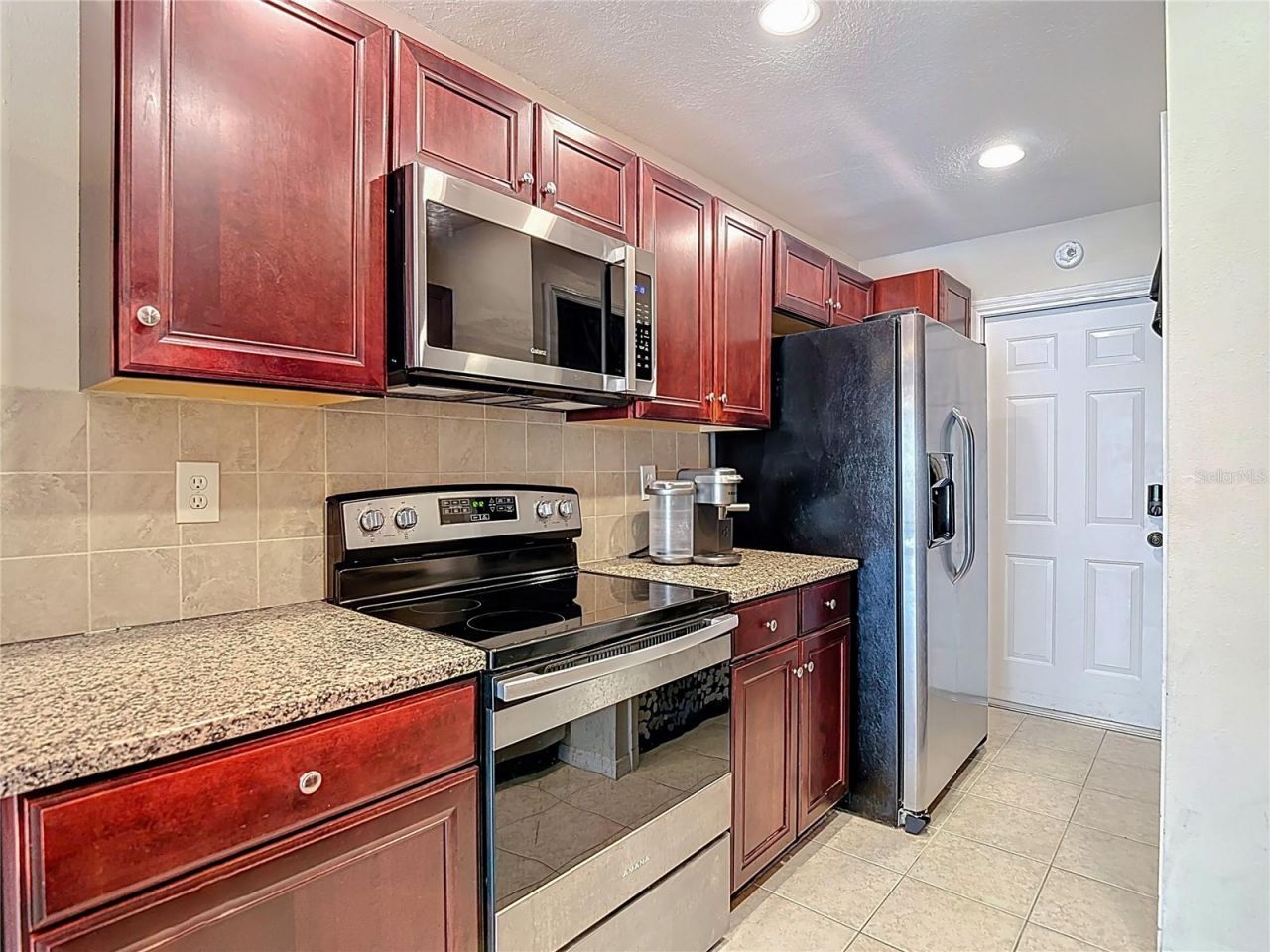 7385 Crestwood Drive, Weeki Wachee, FL 34613 Photo