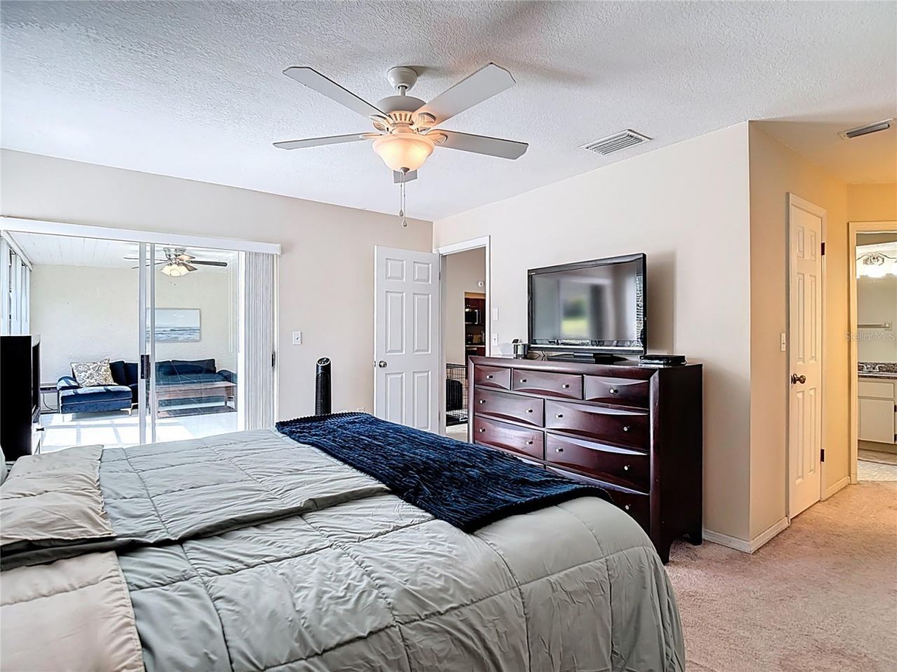 7385 Crestwood Drive, Weeki Wachee, FL 34613 Photo