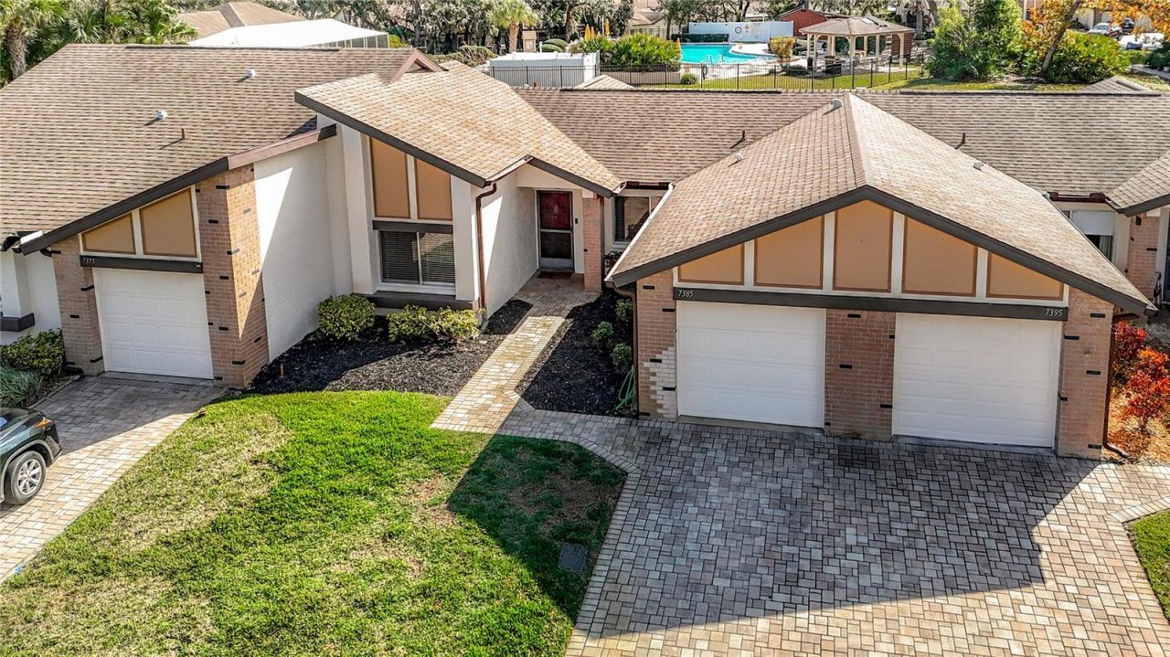 7385 Crestwood Drive, Weeki Wachee, FL 34613 Photo