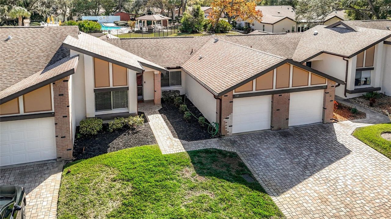 7385 Crestwood Drive, Weeki Wachee, FL 34613 Photo