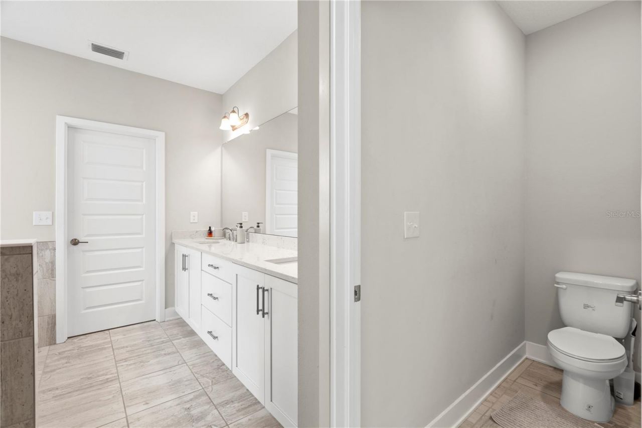 1415 Crystal Lake Drive, Lakeland, FL 33801 Photo
