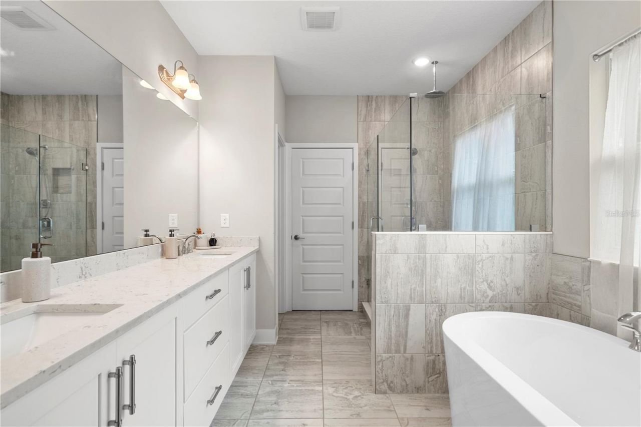 1415 Crystal Lake Drive, Lakeland, FL 33801 Photo